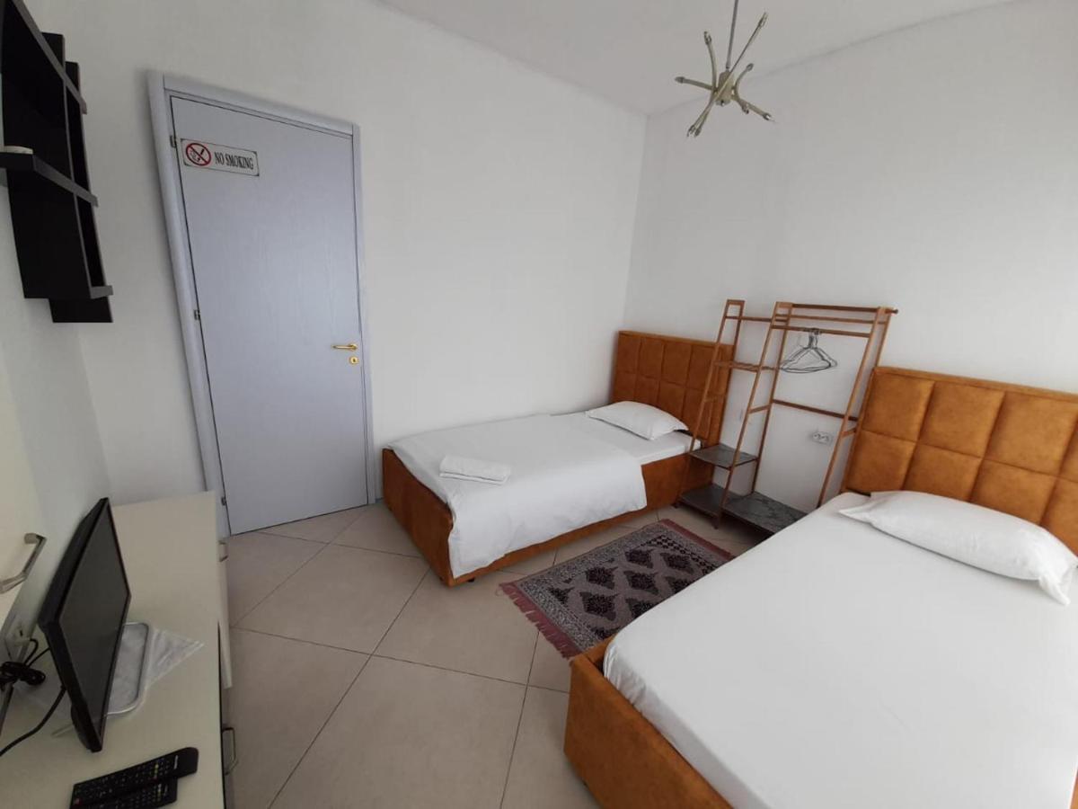 Guesthouse Bela Tiranë Eksteriør bilde