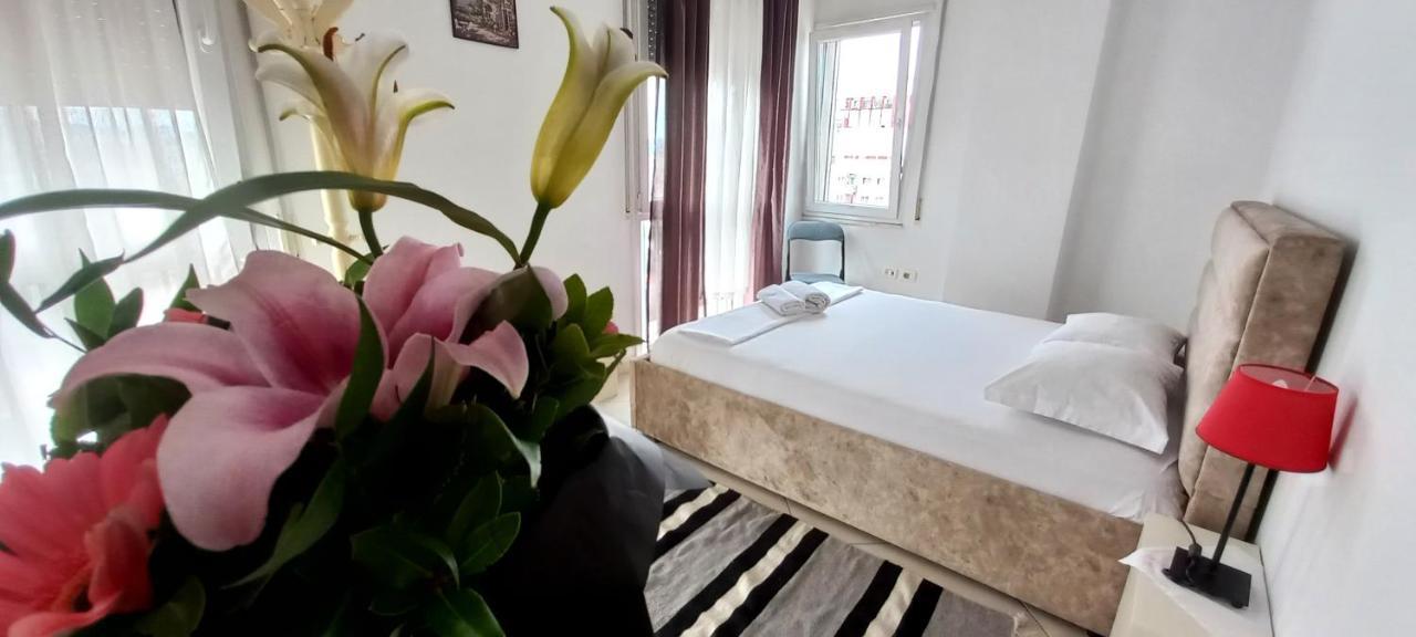 Guesthouse Bela Tiranë Eksteriør bilde
