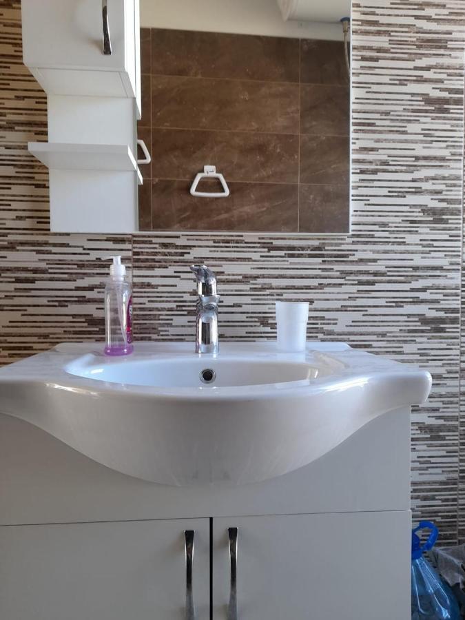 Guesthouse Bela Tiranë Eksteriør bilde