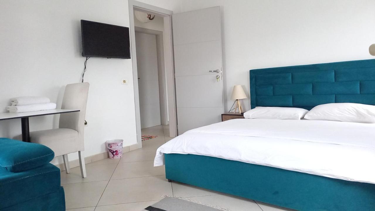 Guesthouse Bela Tiranë Eksteriør bilde