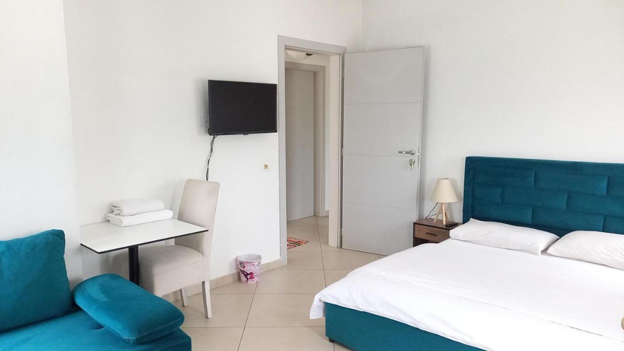 Guesthouse Bela Tiranë Eksteriør bilde