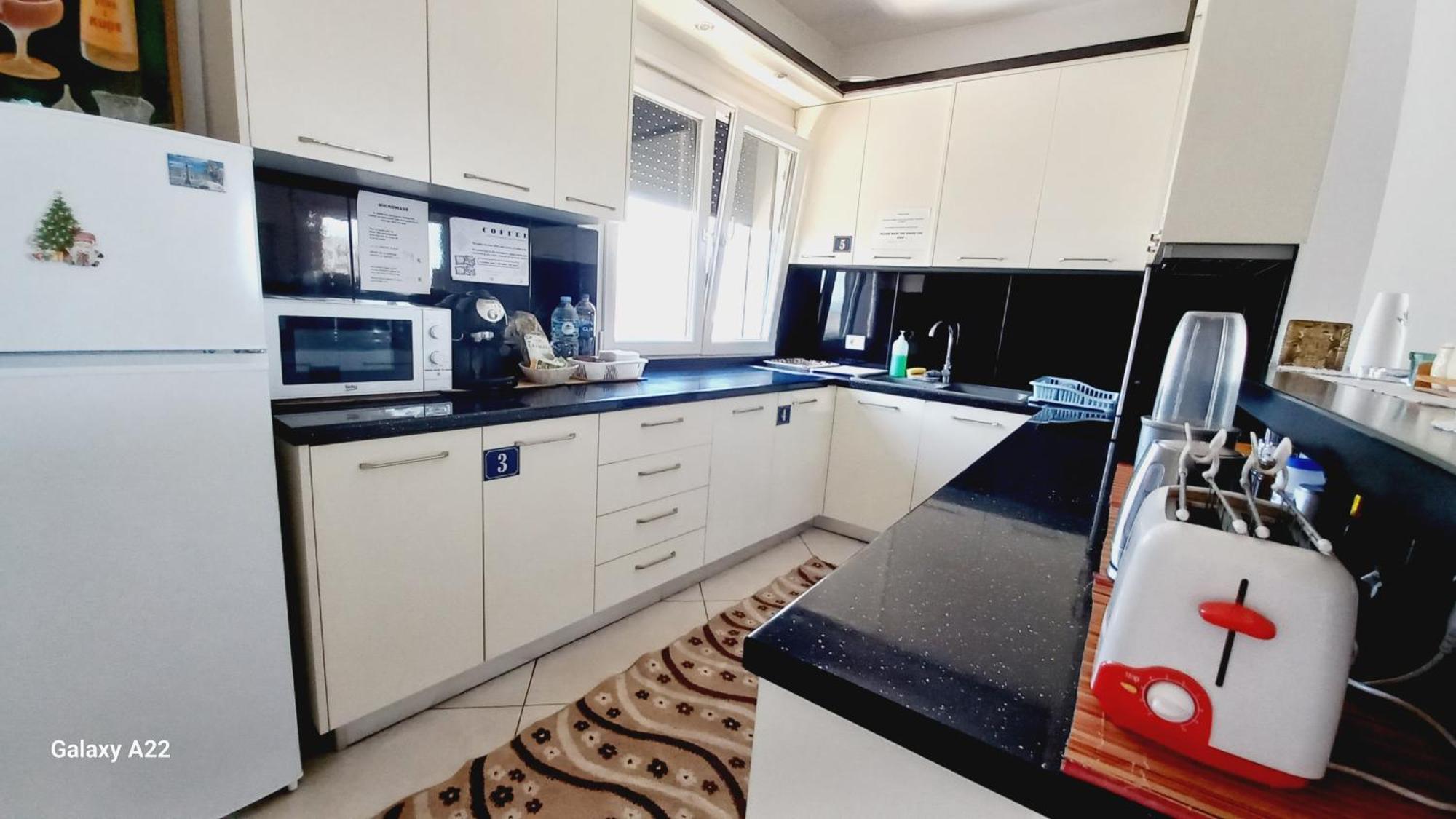 Guesthouse Bela Tiranë Eksteriør bilde