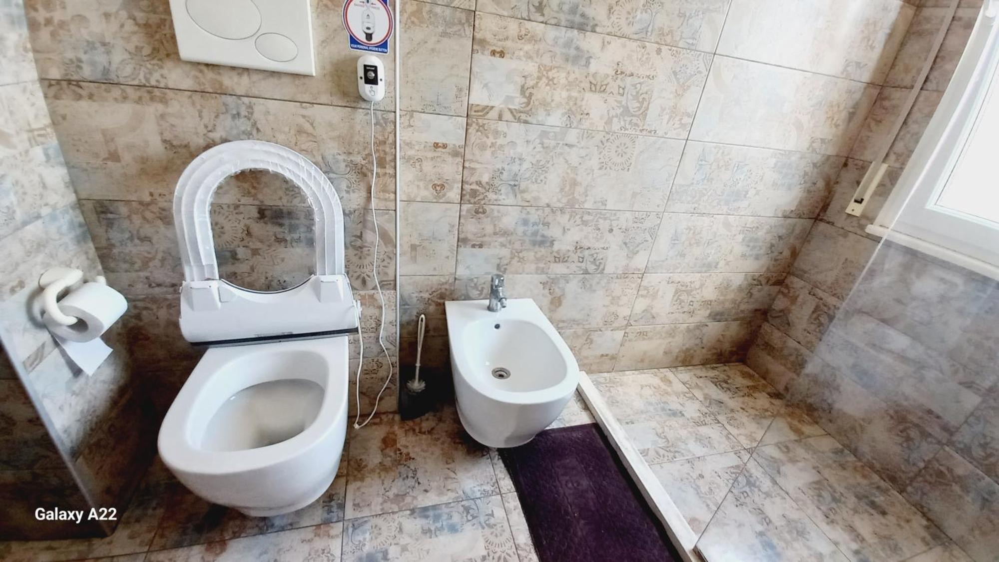Guesthouse Bela Tiranë Eksteriør bilde